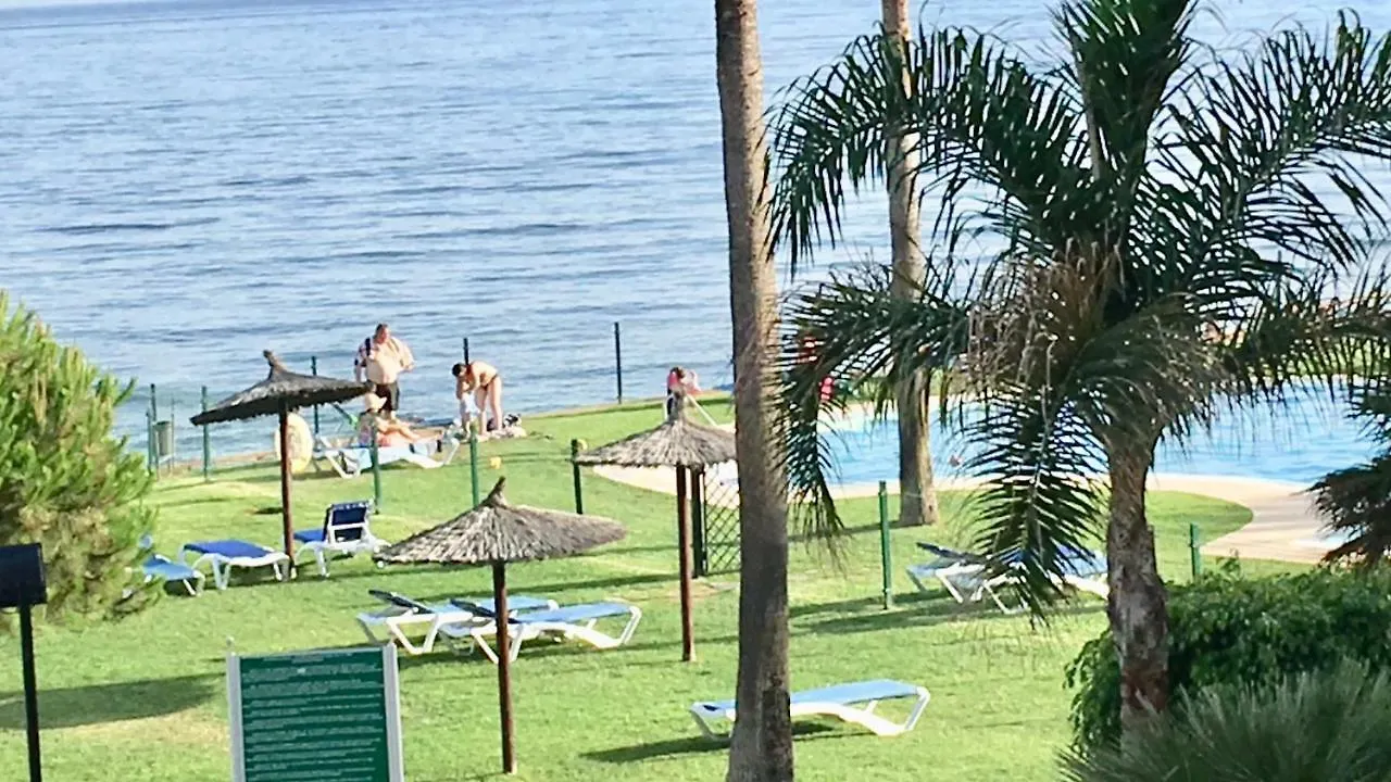 Mi Capricho 2B1 Beachfront Complex-Apartment Beachside With Sea Views Sitio de Calahonda